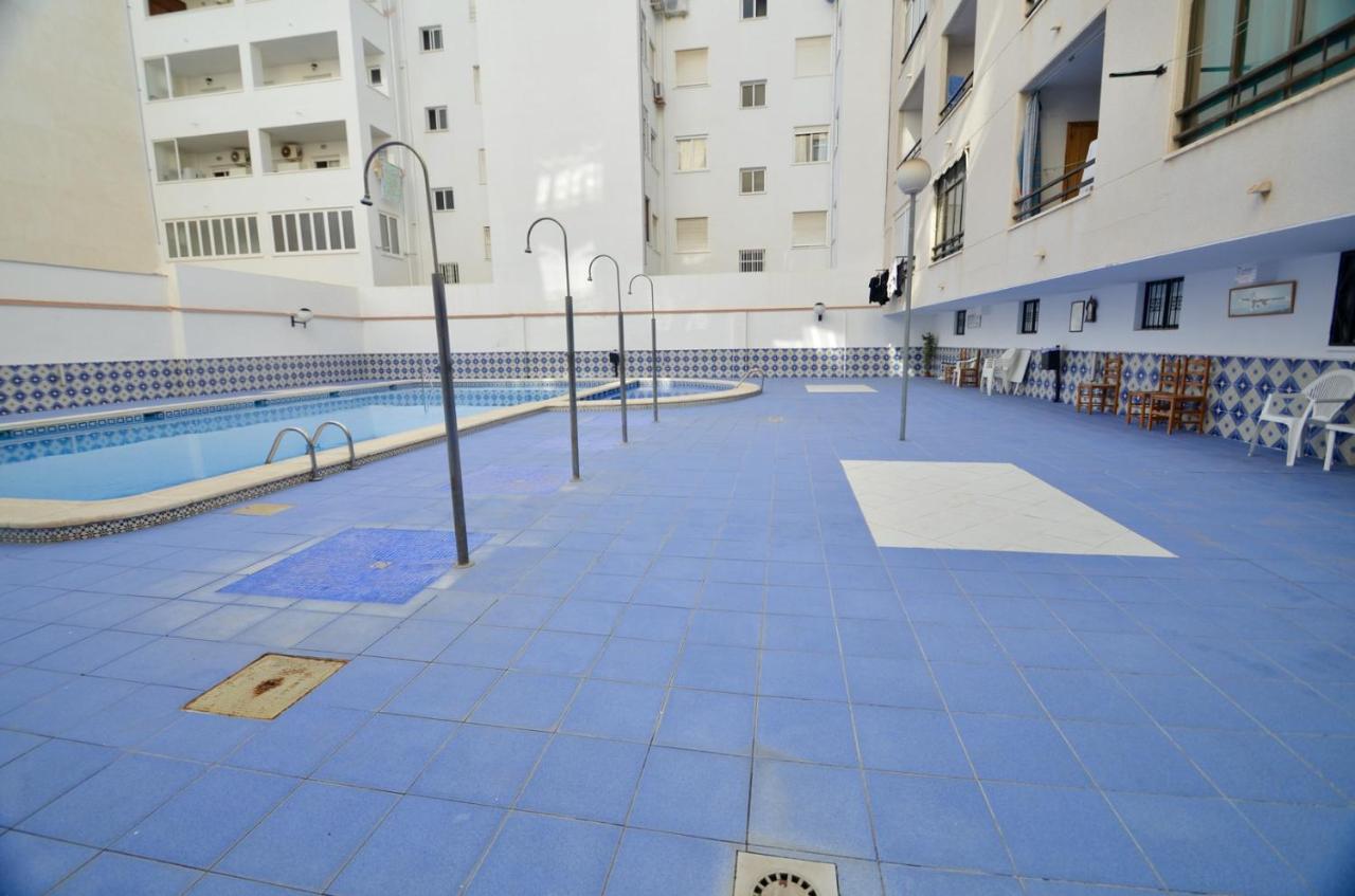 01 Calm Down And Relax Lägenhet Torrevieja Exteriör bild